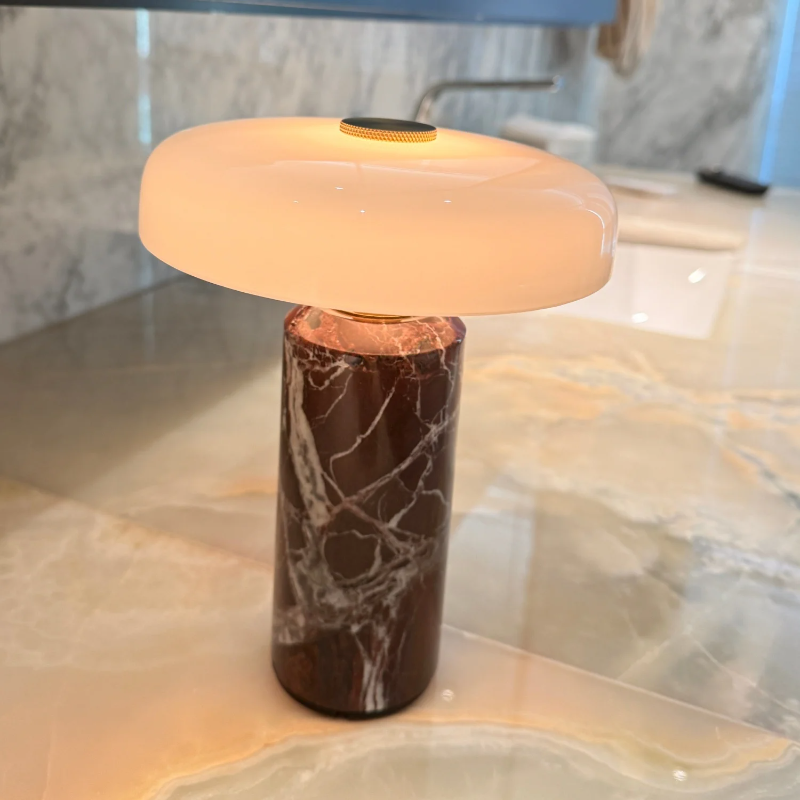 Luminária de Mesa de Vidro Lux - Home Office Uk avaliação e preço